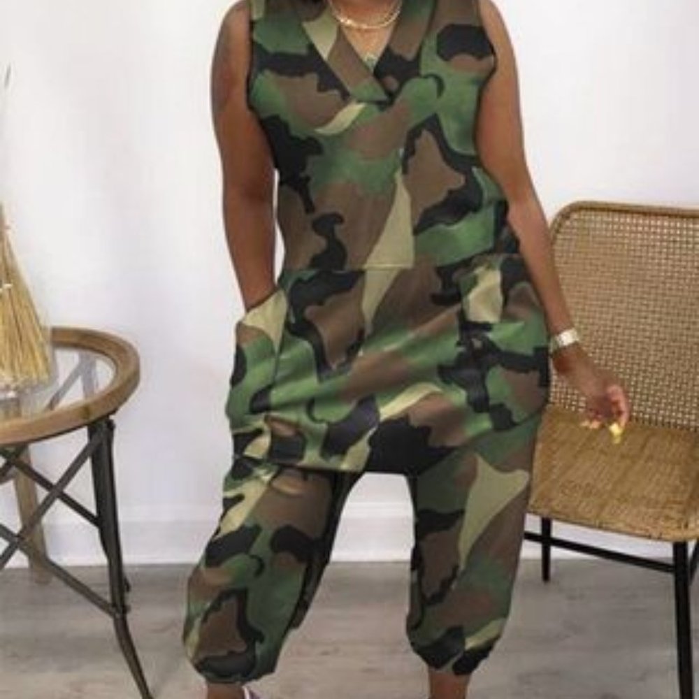 NEW CAMOUFLAGE JUMPSUIT